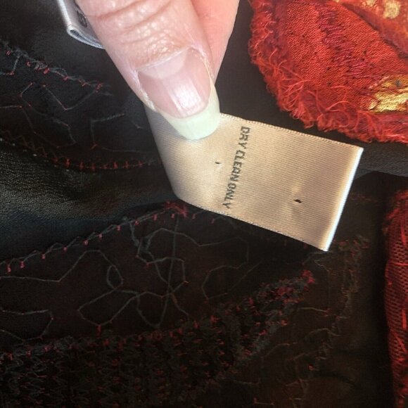 Chicos Kimono Open Front Sheer Embroidered Large Flowers Red & Black Large - Picture 6 of 7